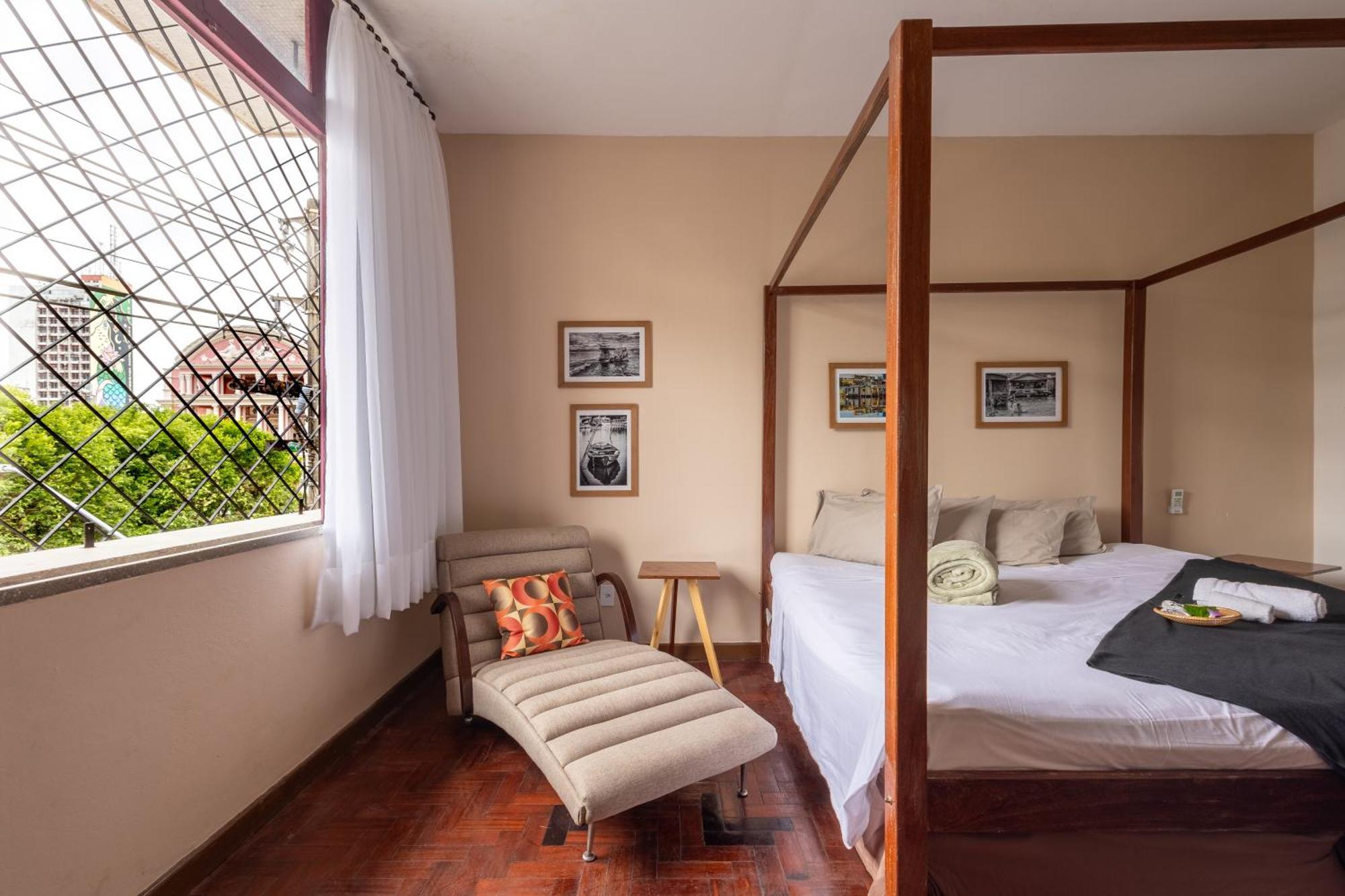 Hotel Casa Do Bispo มาเนาส์ ภายนอก รูปภาพ