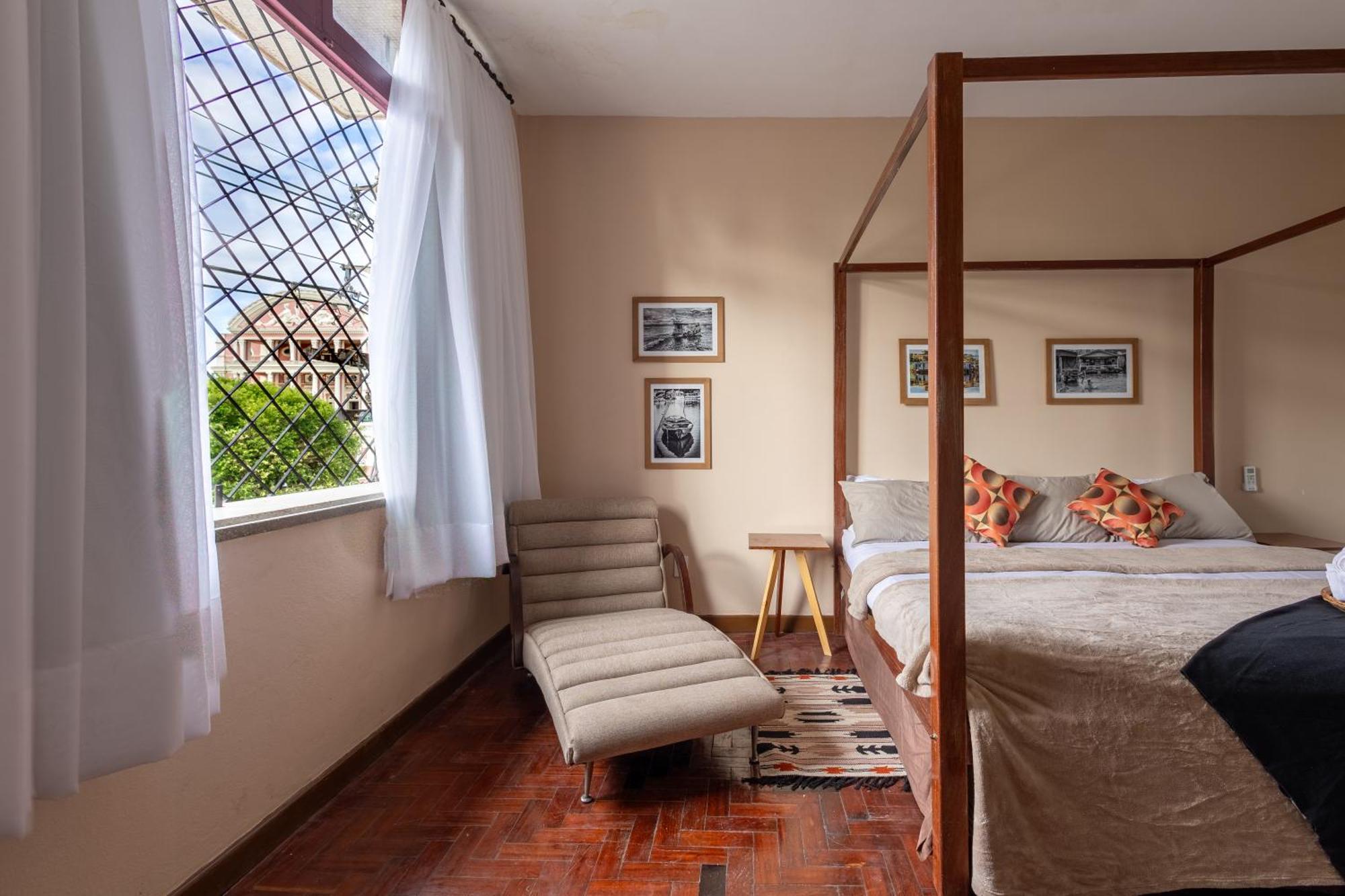 Hotel Casa Do Bispo มาเนาส์ ภายนอก รูปภาพ